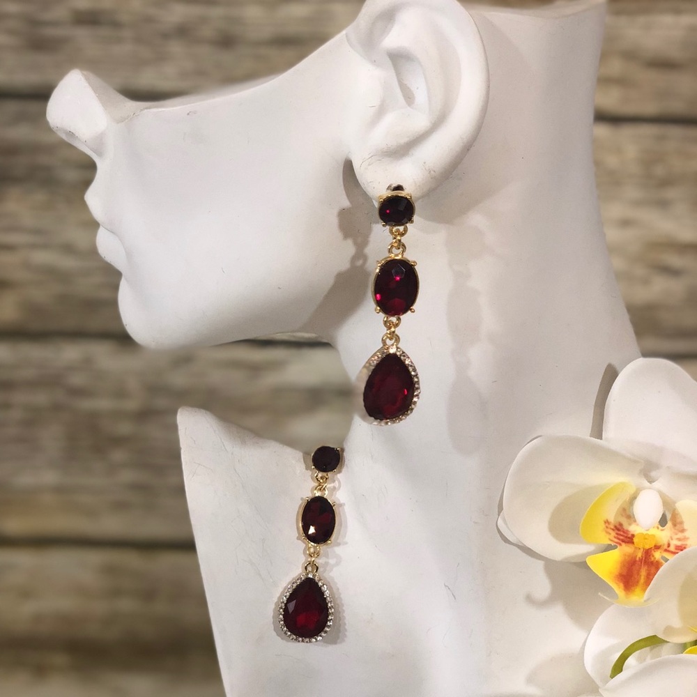 Nwt Tri-Tier Crystal Drop Statement Earrings Red - image 3